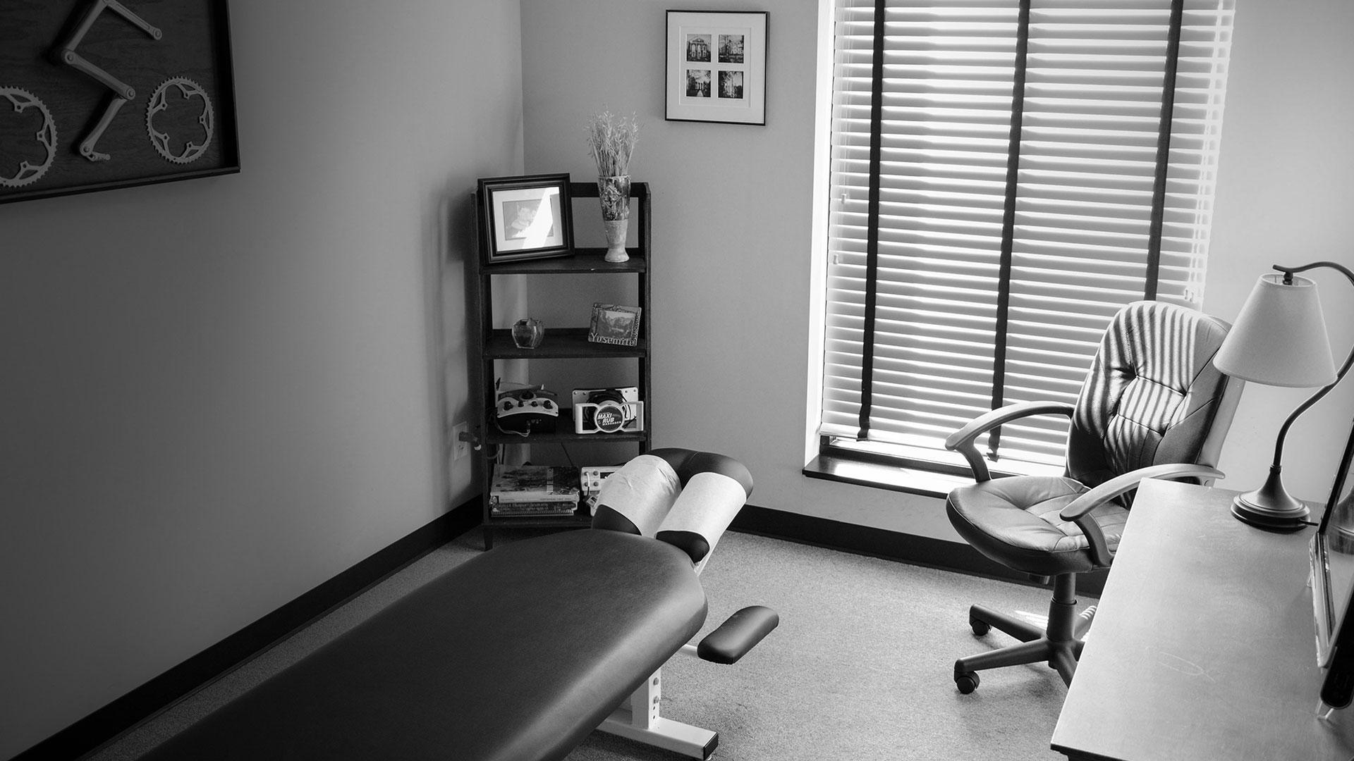 chiropractice-treatment-room-athens